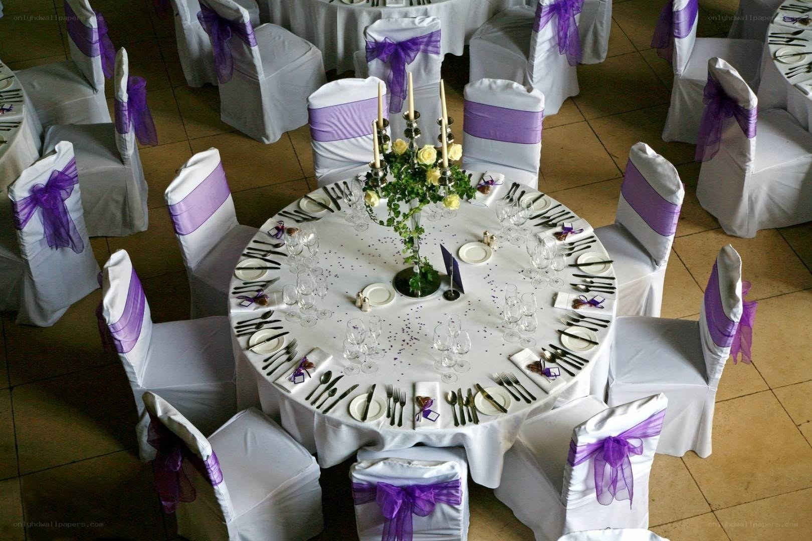 Elegant wedding table setting