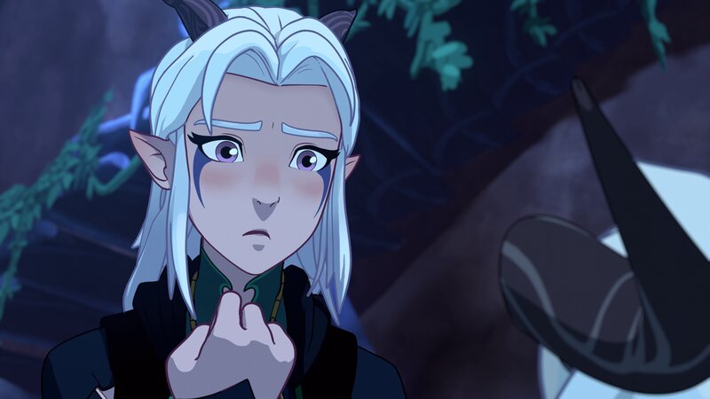 Elf Character with White Hair — Blue