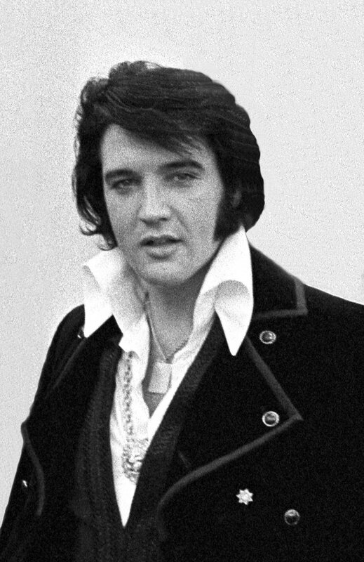 Elvis Presley in black and white