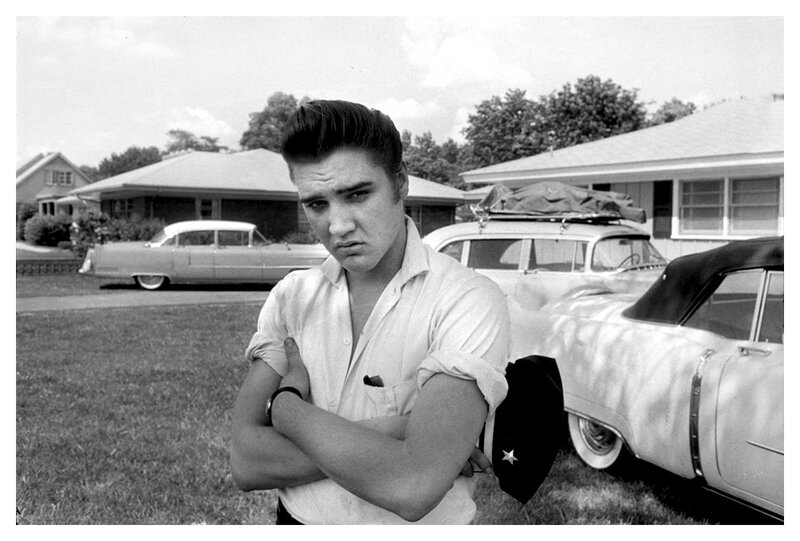 Elvis Presley in Yard