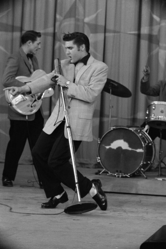 Elvis Presley Singing — Black, Energetic, Photograph, Guitarist