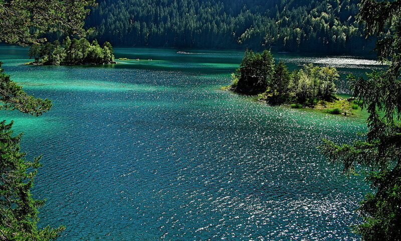 Emerald Lake with Islands