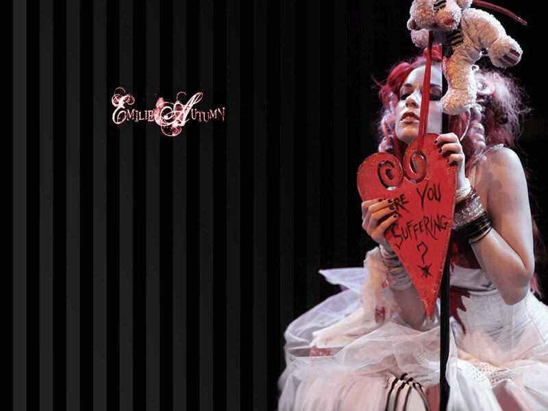 Emilie Autumn holding a heart