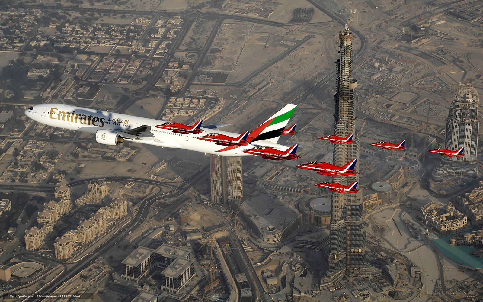 Emirates and Red Arrows over Dubai
