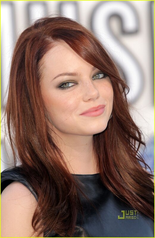 Emma Stone at event
