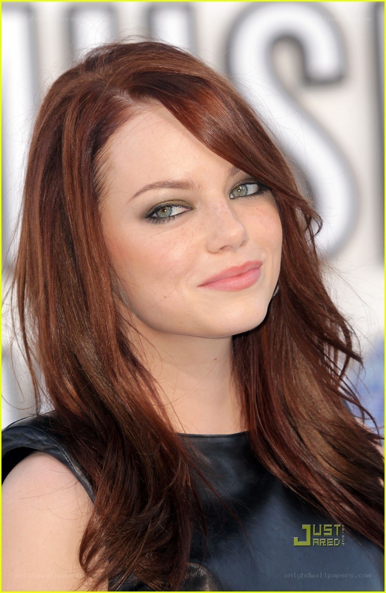 Emma Stone at event
