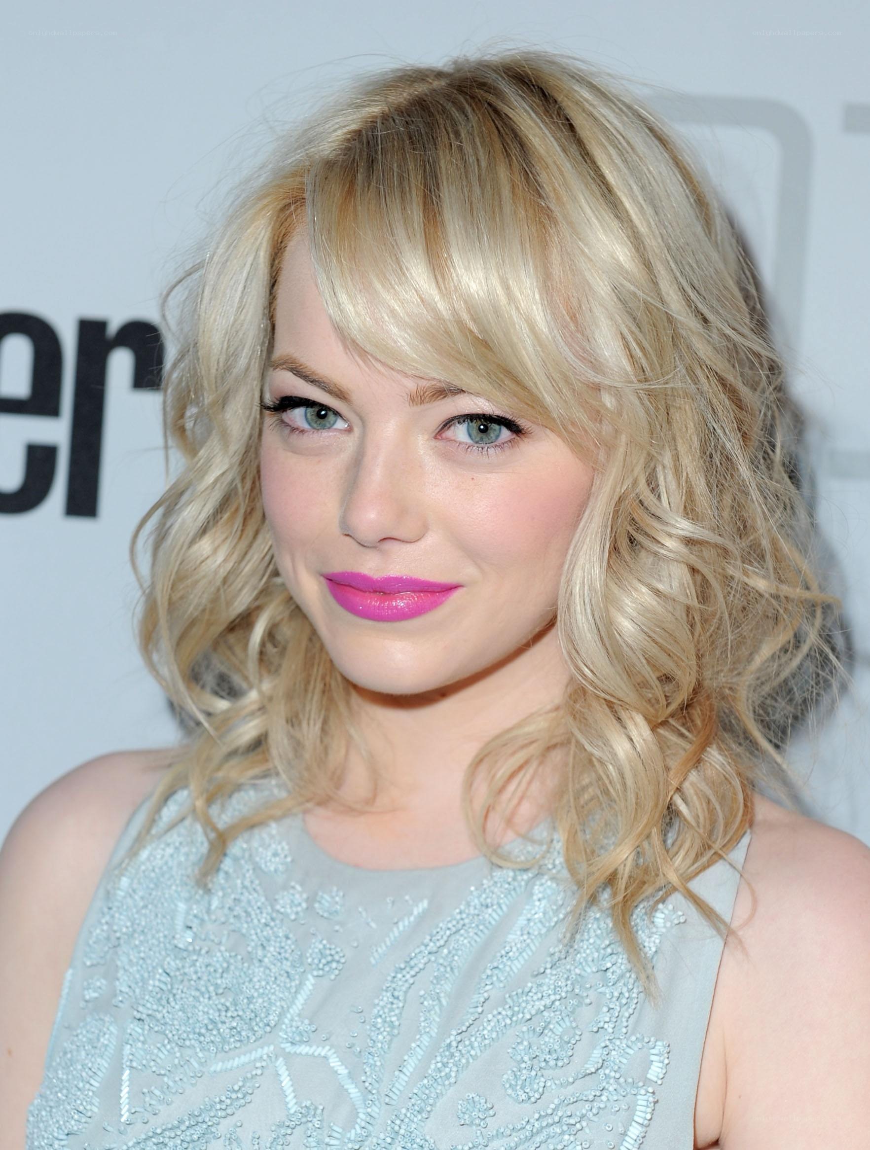 Emma Stone at event
