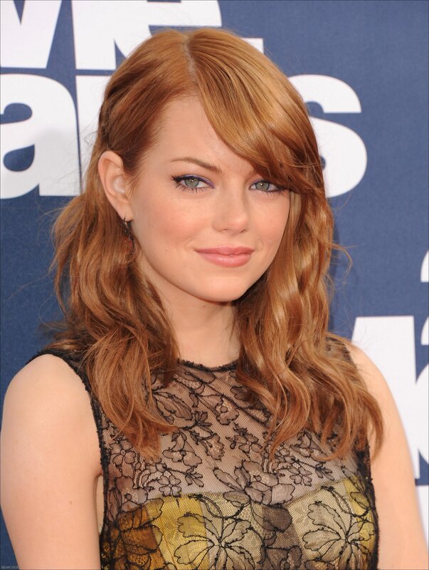 Emma Stone at event