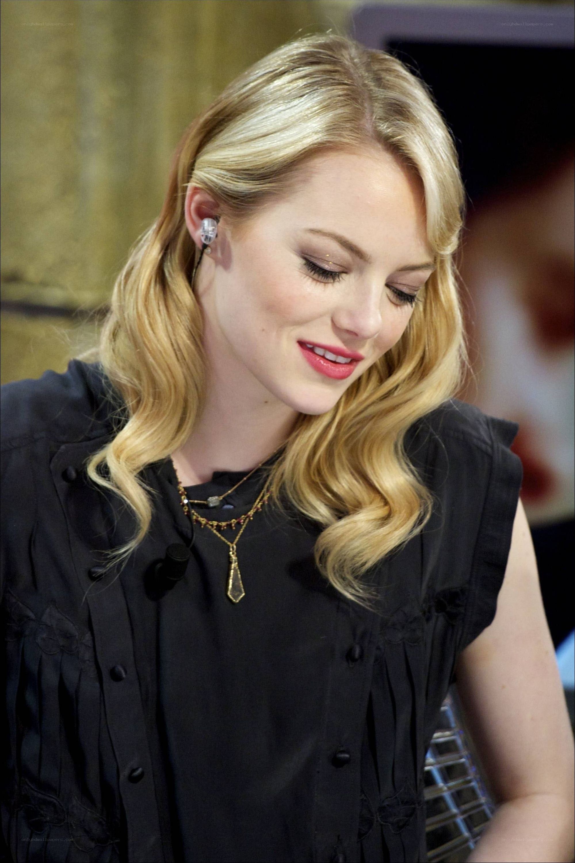 Emma Stone on talk show