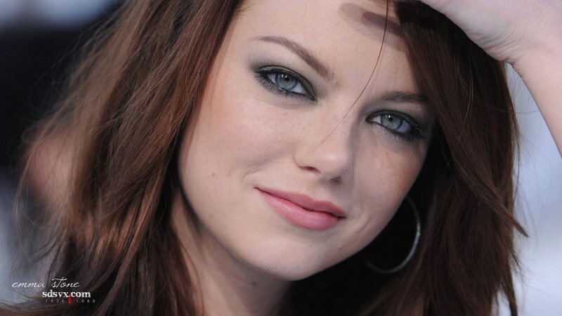 Emma Stone portrait close-up