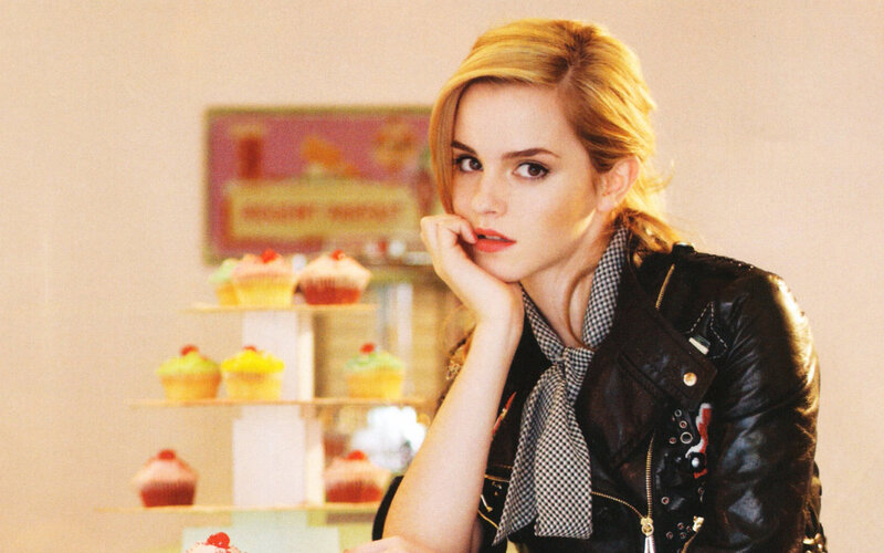 Emma Watson in a bakery