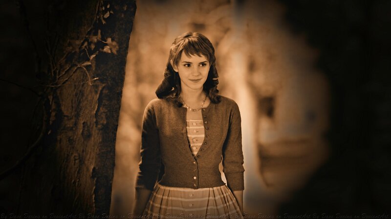 Emma Watson in vintage scene