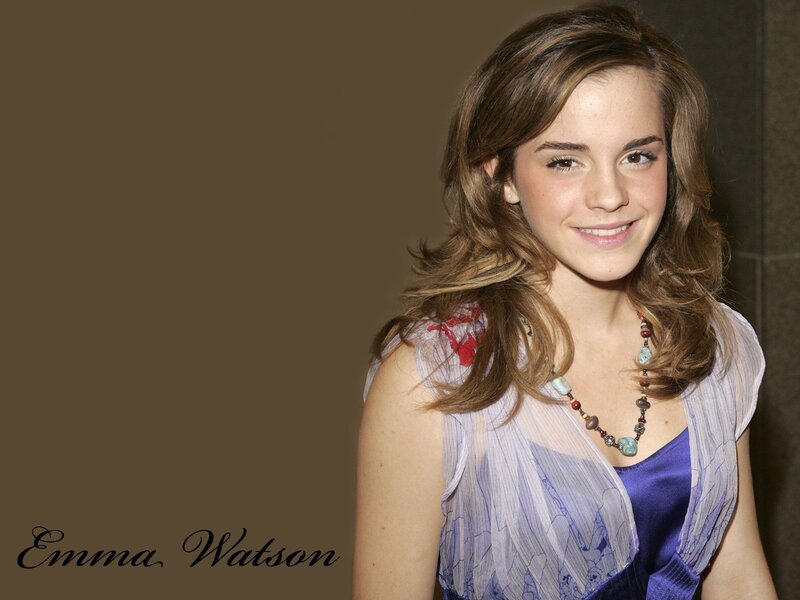 Emma Watson Smiling — Brown