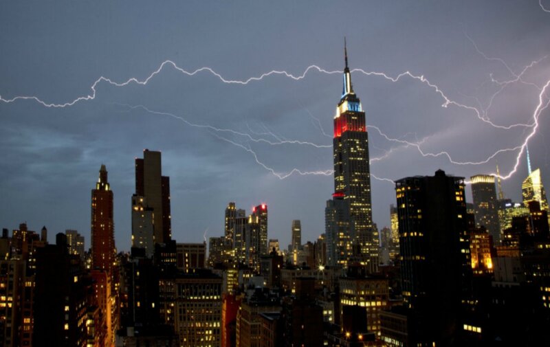 Empire State Building at Night — Gray