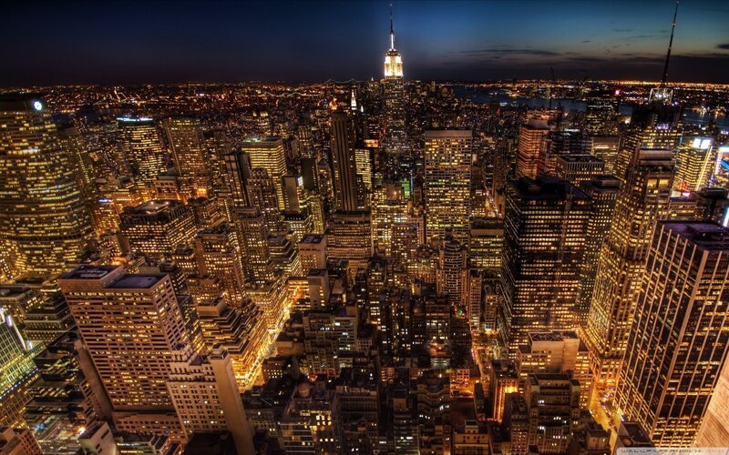 Empire State Building at Night — Yellow