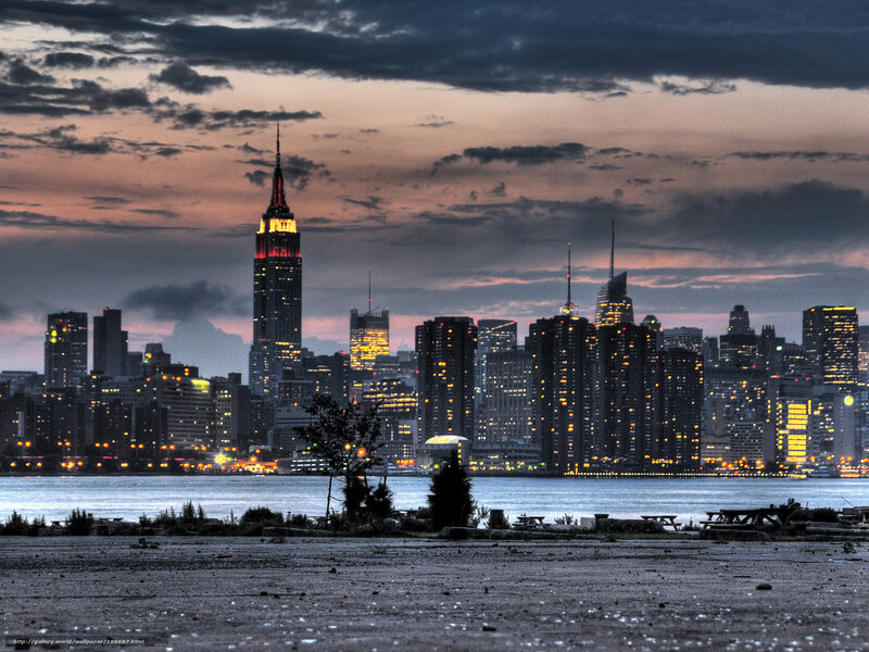 Empire State Building Skyline — Gray, Dramatic, Sunset