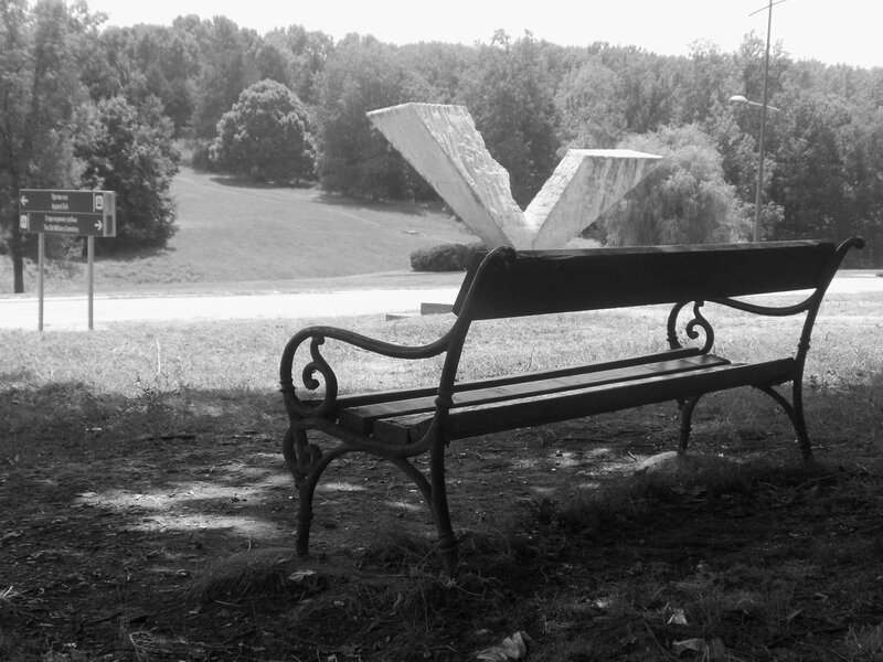 Empty Park Bench — Black