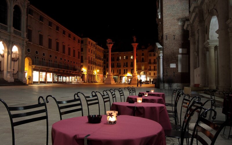 Empty Tables in Square — Red