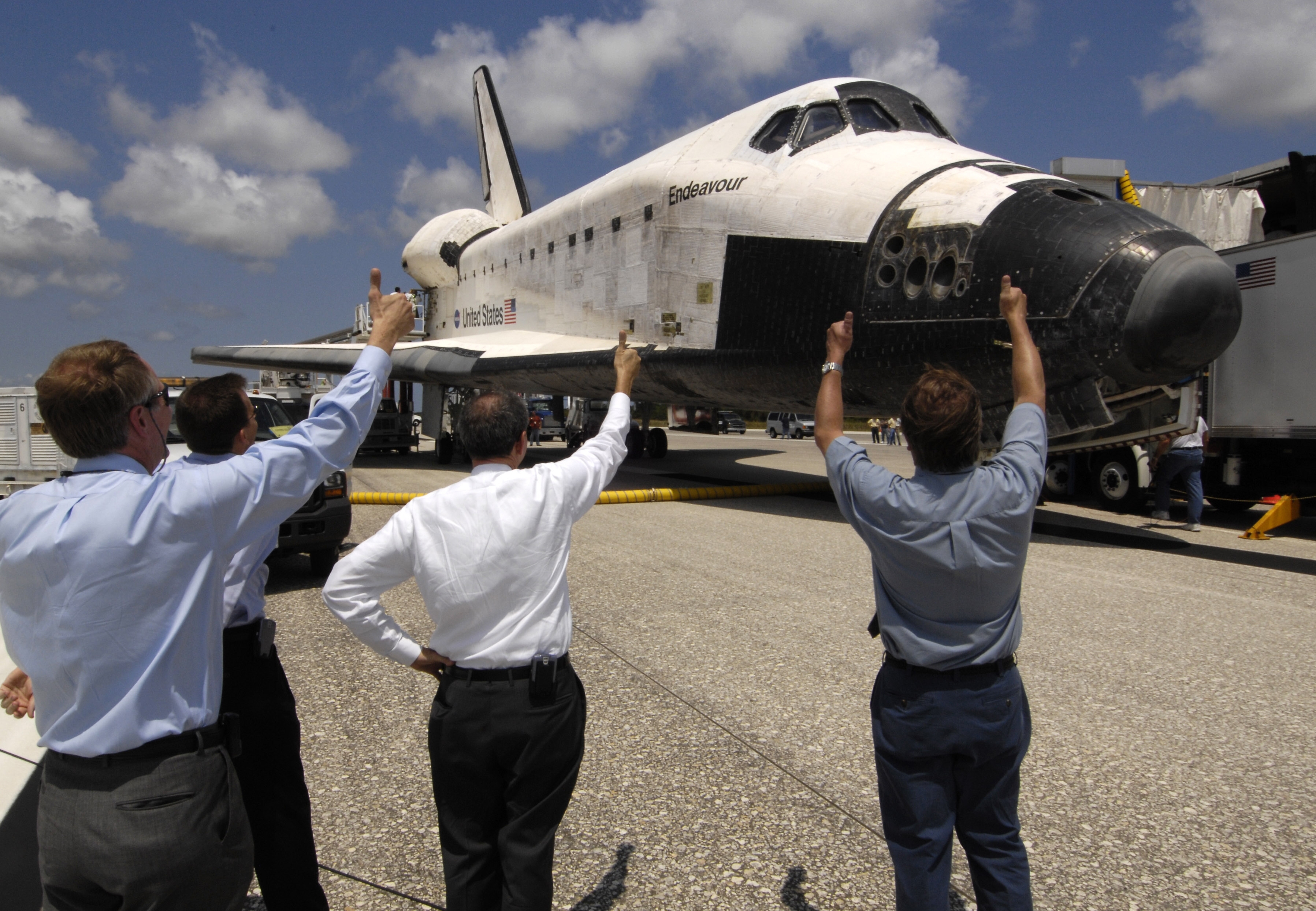 Endeavour space shuttle transport