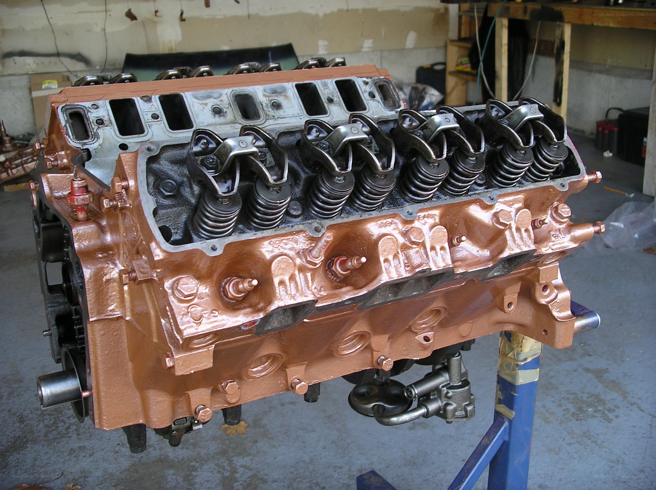 engine block on stand