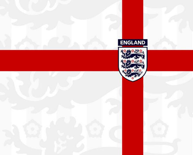 England Football Crest — Red