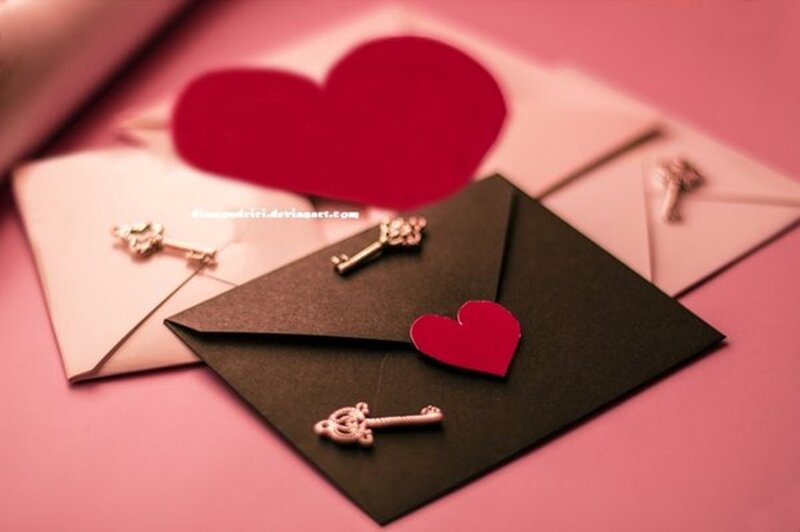 Envelopes with Heart and Keys
