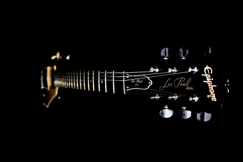 Epiphone Les Paul guitar