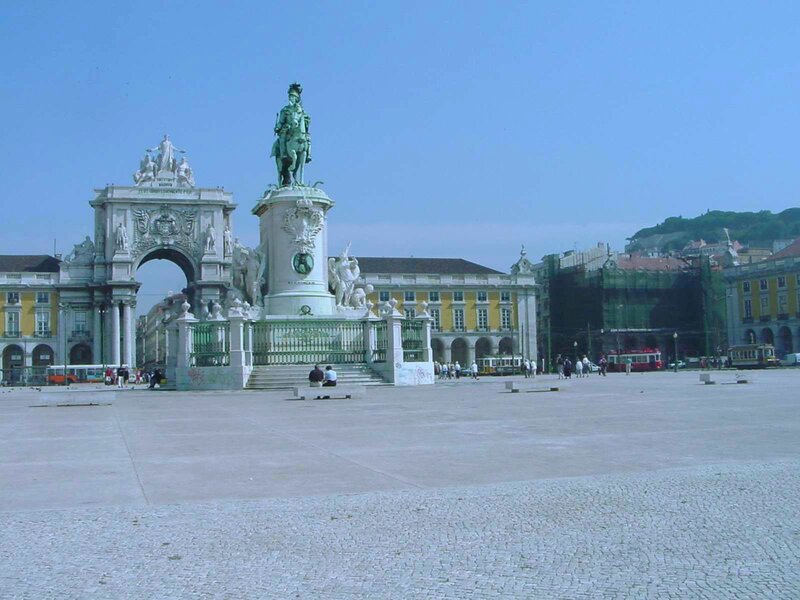 Equestrian Statue and Arch