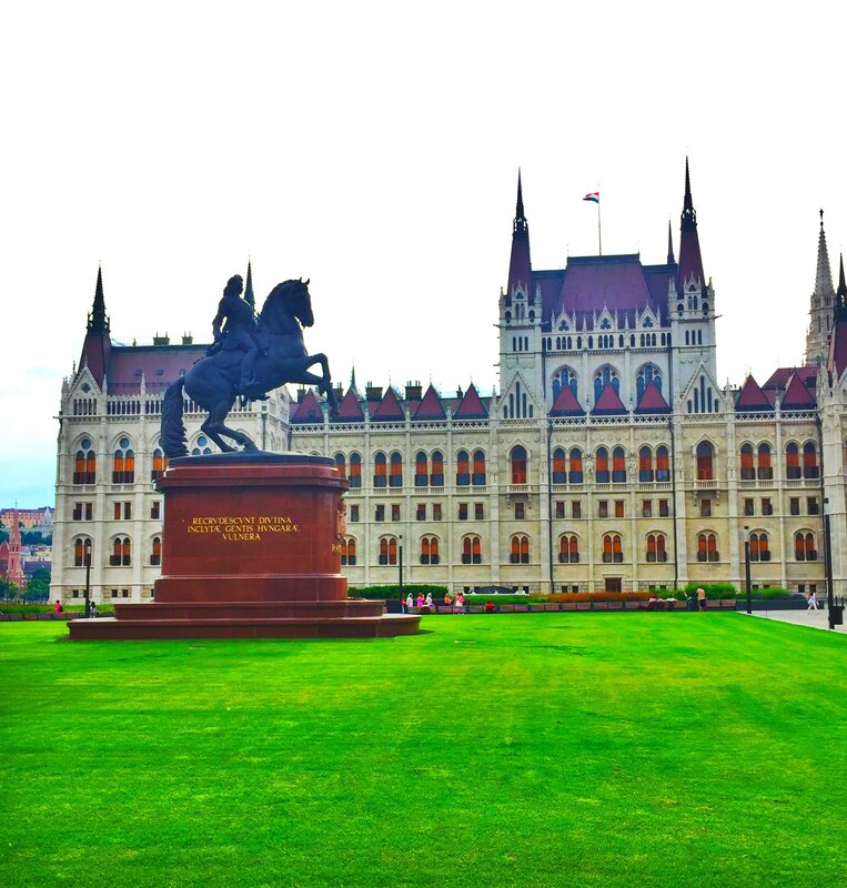 Equestrian Statue and Parliament