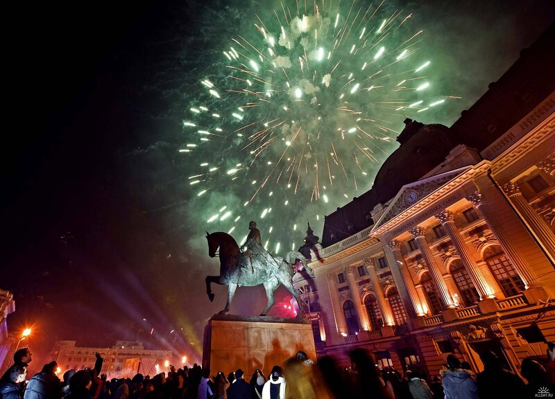 Equestrian Statue at Night — Green, Celebratory