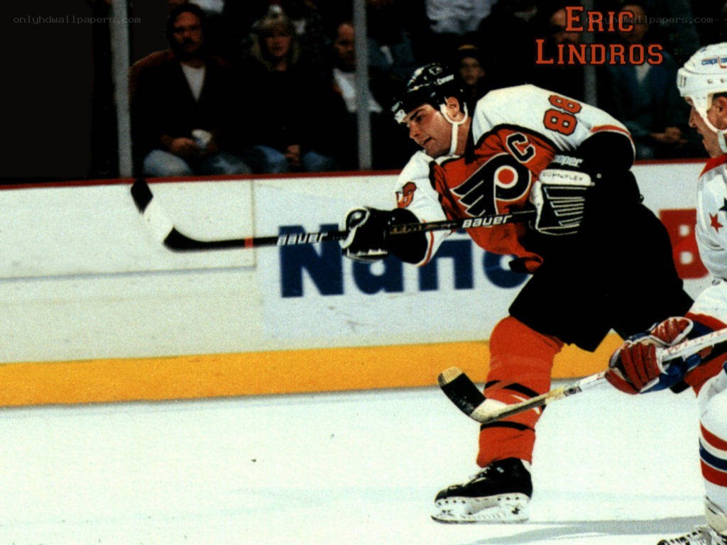 Eric Lindros in action