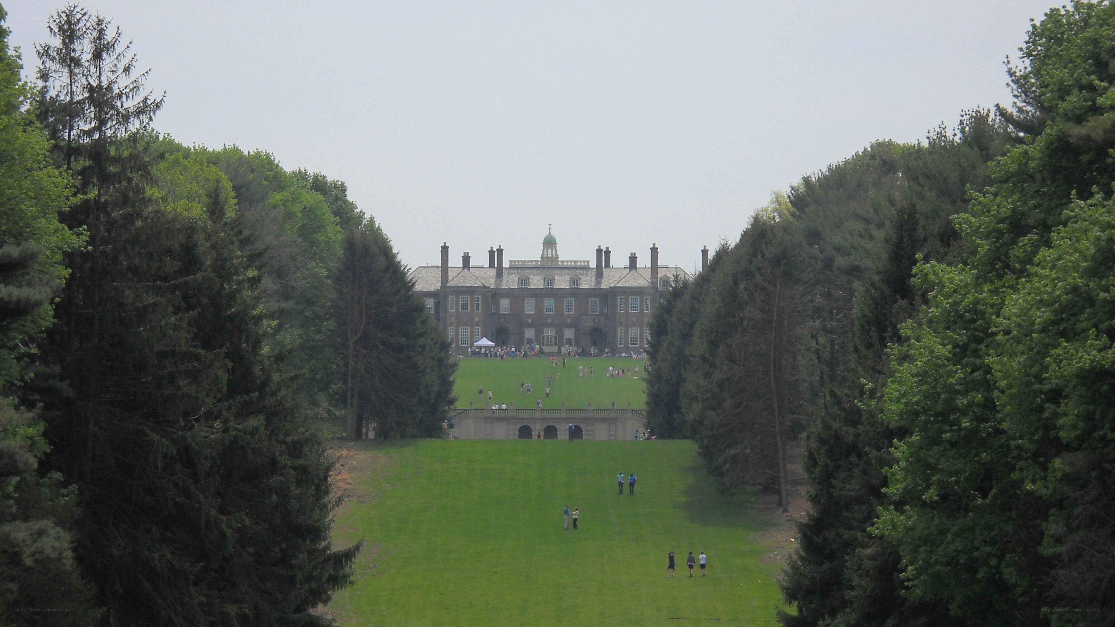 estate with large house and lawn