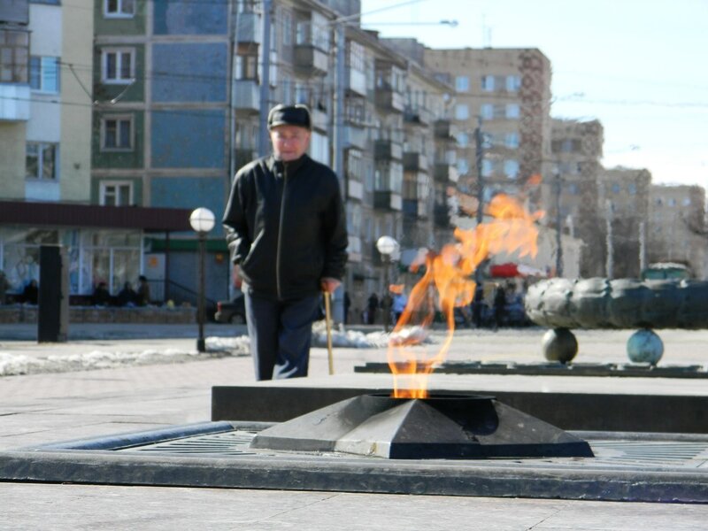 eternal flame at memorial