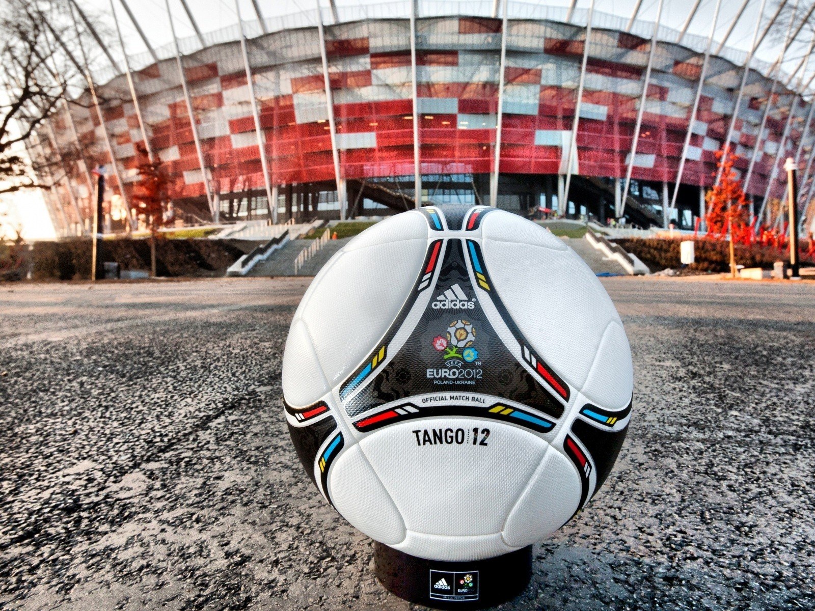 Euro 2012 match ball