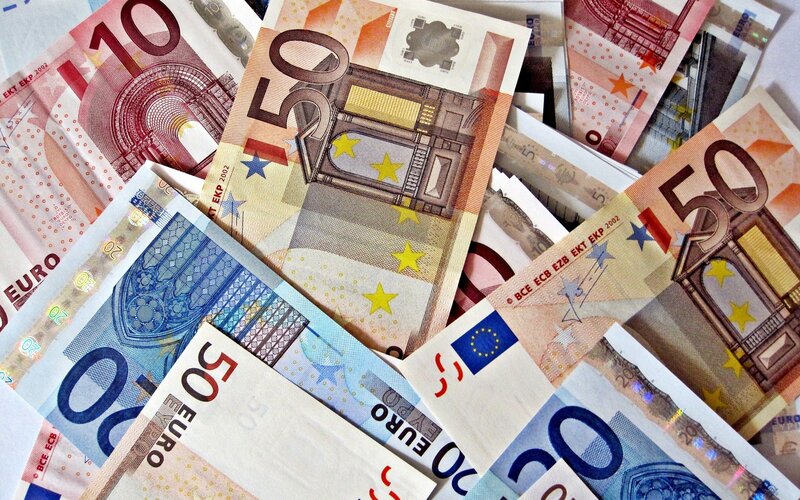 Euro Banknotes — Blue, Neutral, Photograph
