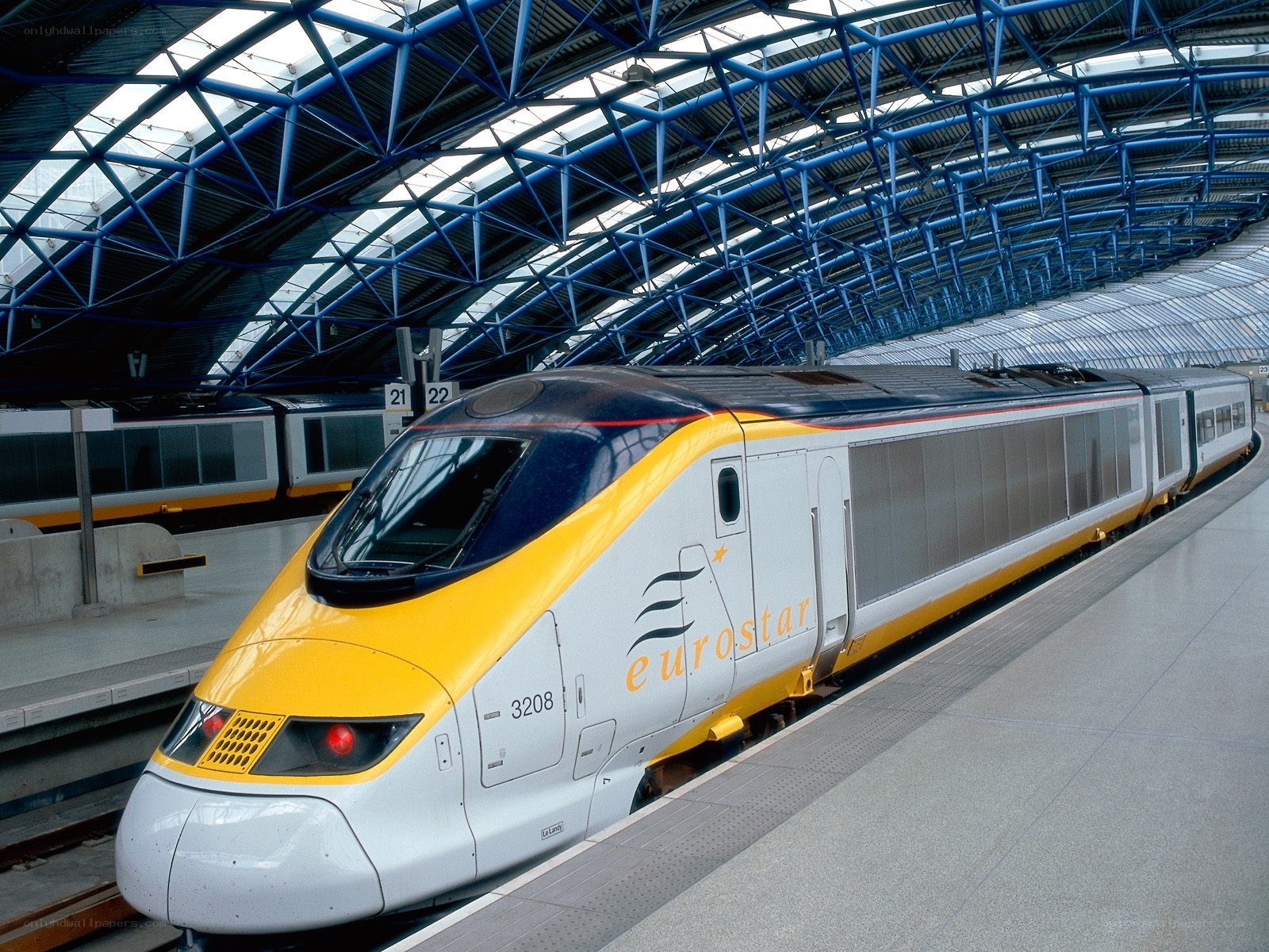 Eurostar train at station