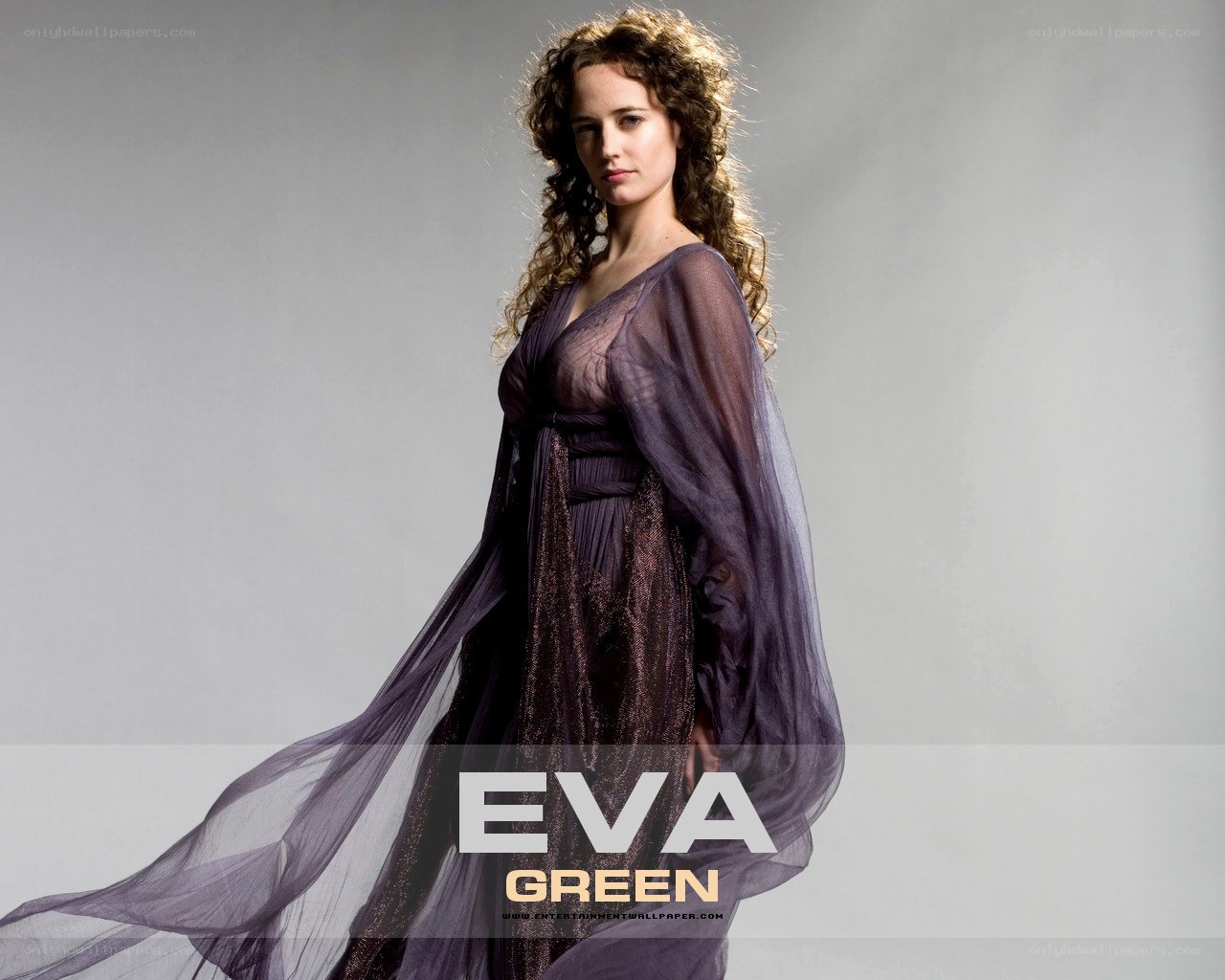Eva Green in purple gown