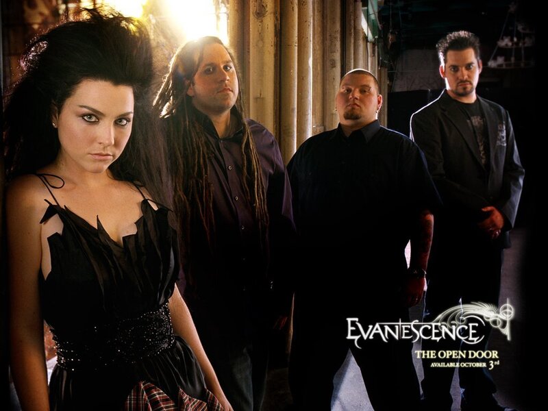 Evanescence band photo