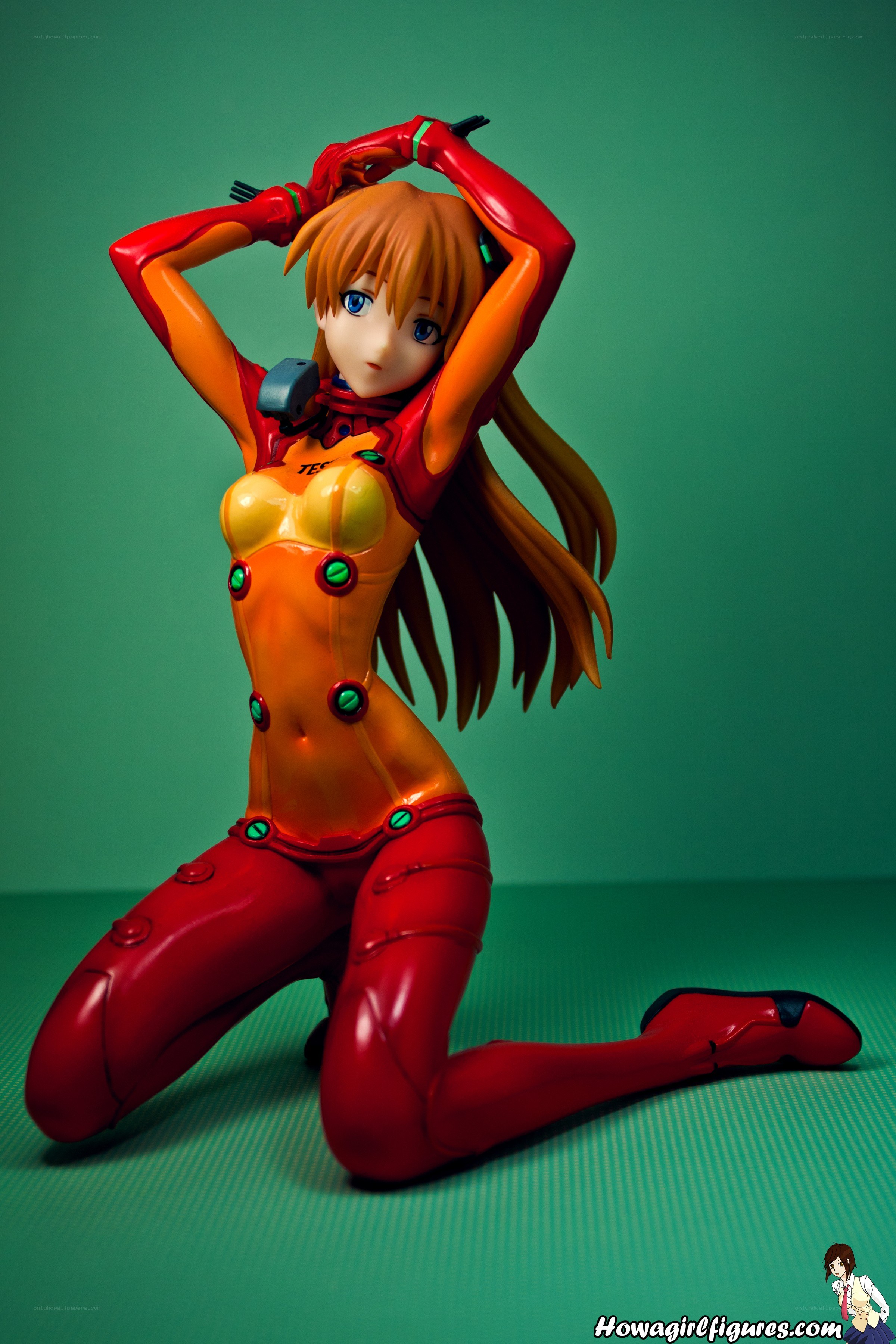 Evangelion figure kneeling