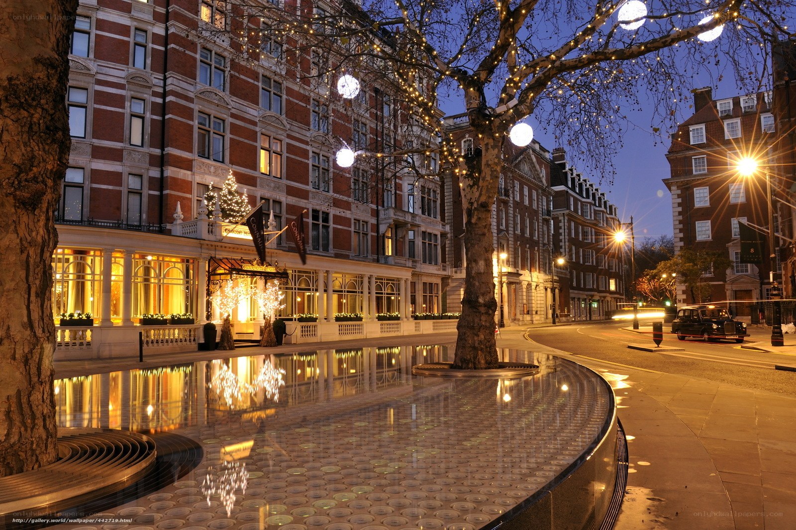 Evening at a London hotel