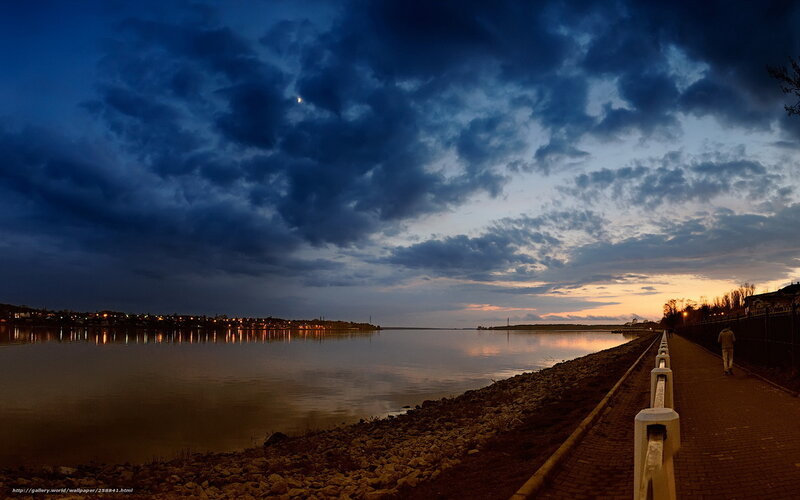 Evening by the river