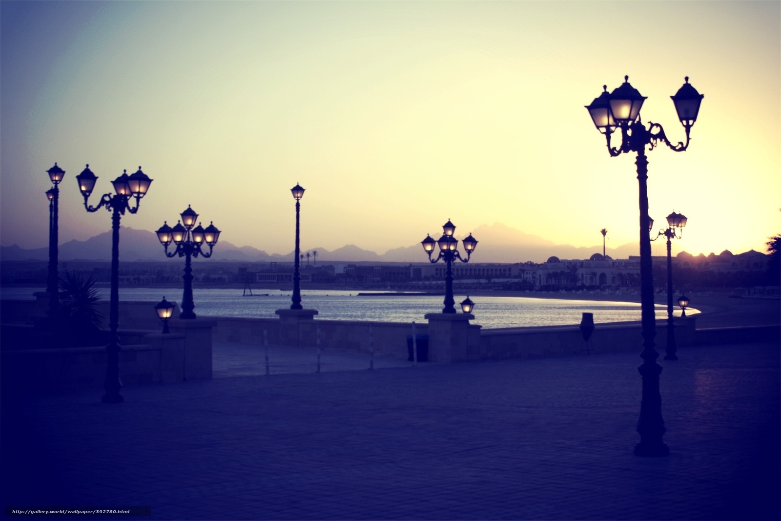 Evening by the waterfront