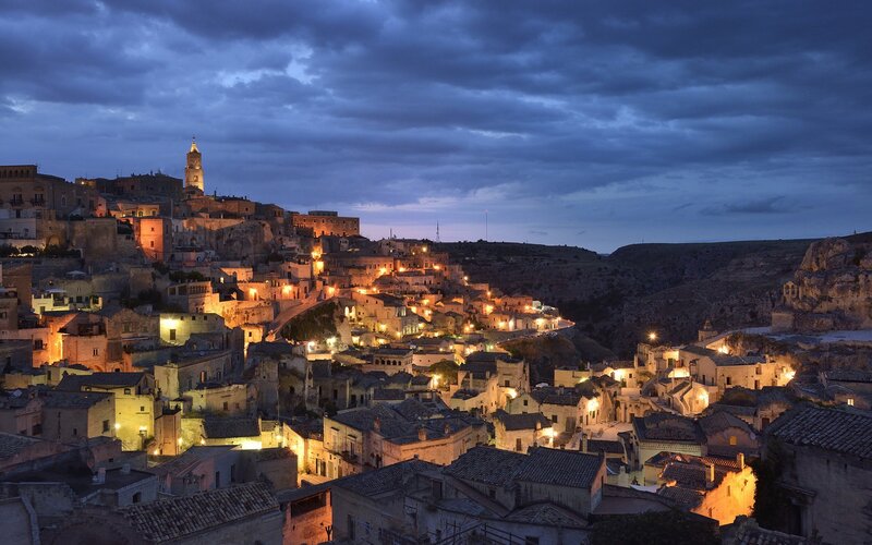 Evening view of a historic town