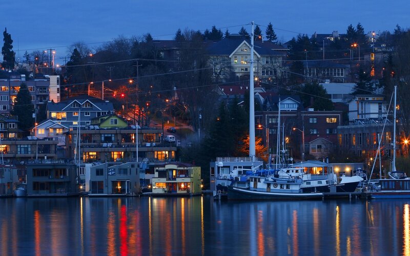 Evening view of Seattle waterfront