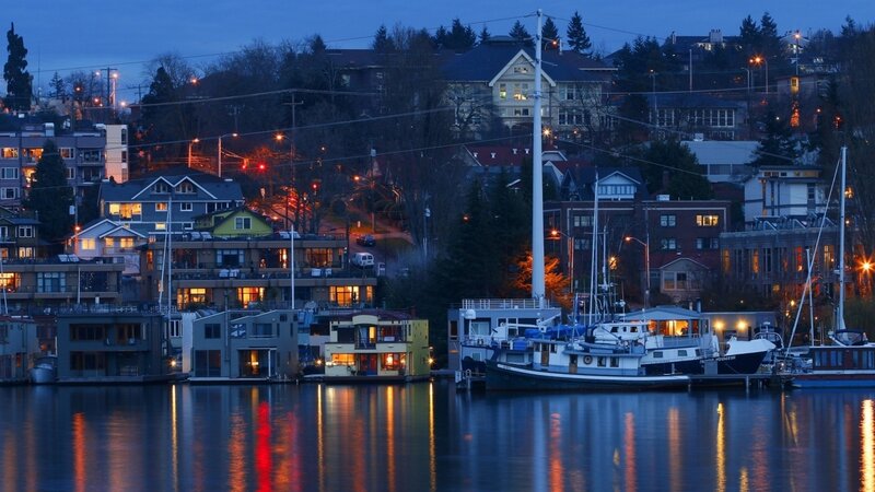 Evening view of Seattle waterfront