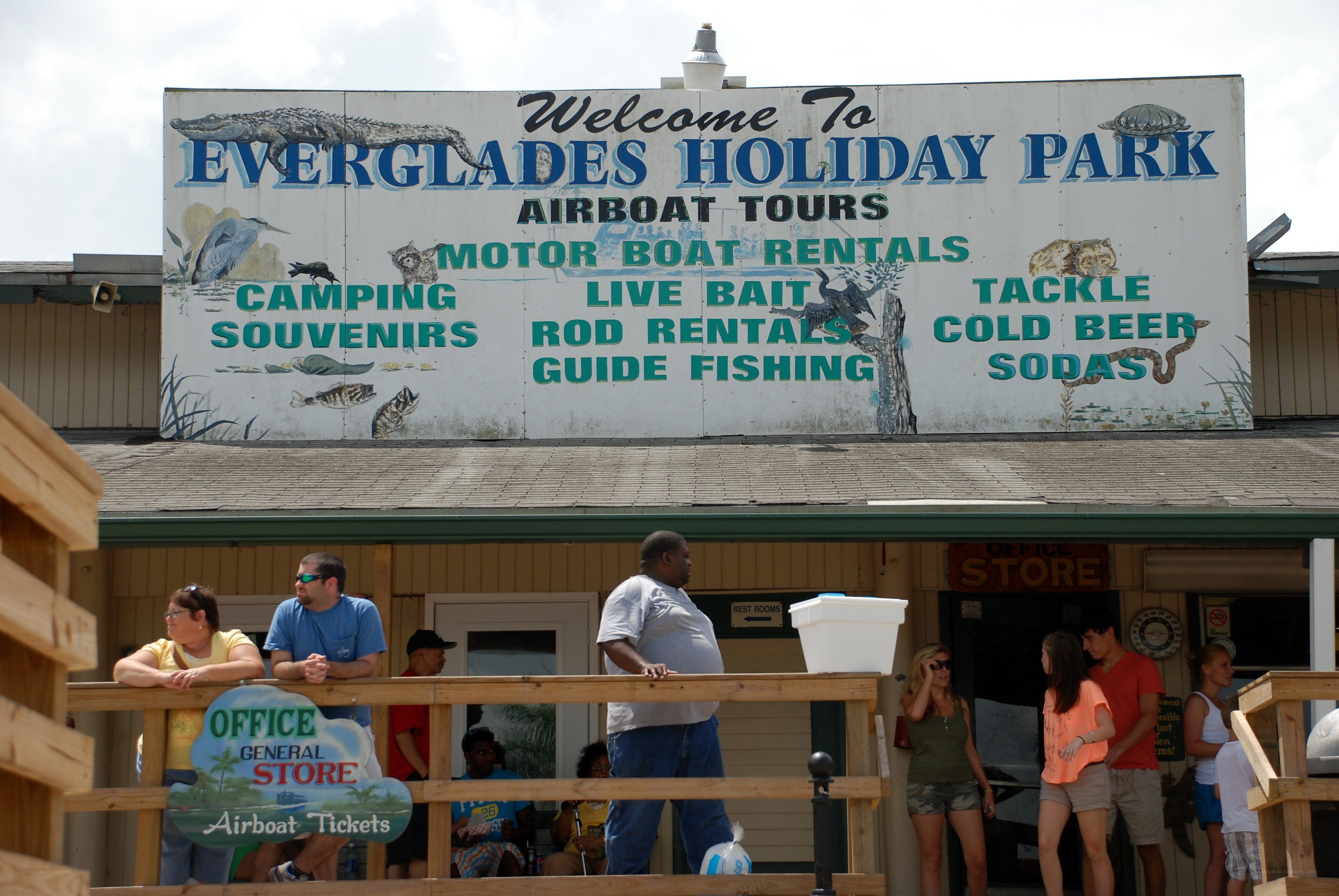 Everglades Holiday Park sign
