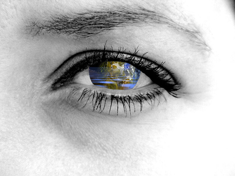 eye reflecting the world