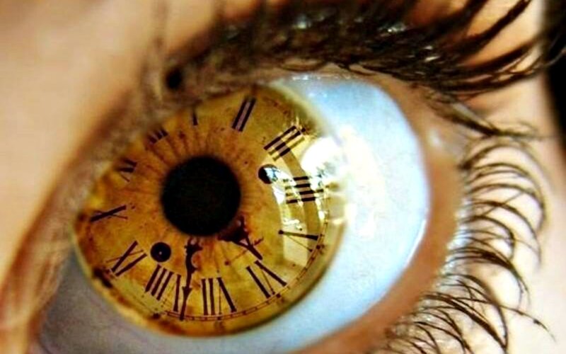 Eye with Clock Face — Brown, Dramatic