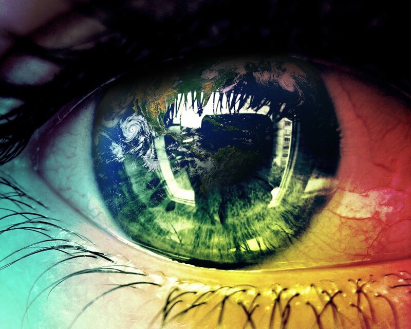 Eye with Earth Reflection — Green