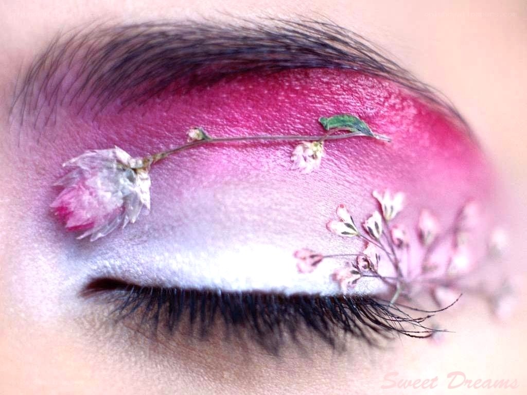 eye with floral makeup